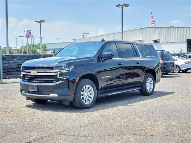 2023 Chevrolet Suburban LT