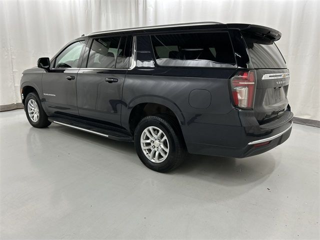 2023 Chevrolet Suburban LT