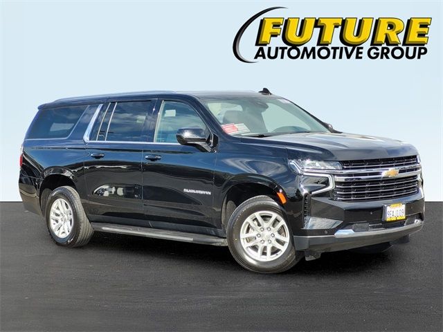 2023 Chevrolet Suburban LT