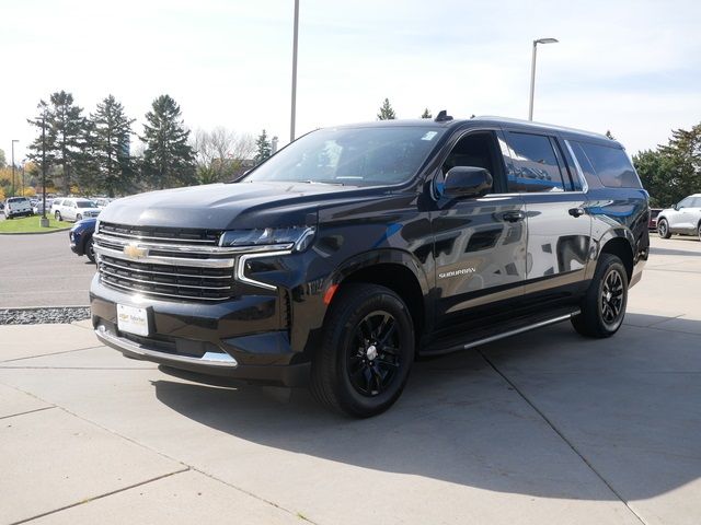 2023 Chevrolet Suburban LT