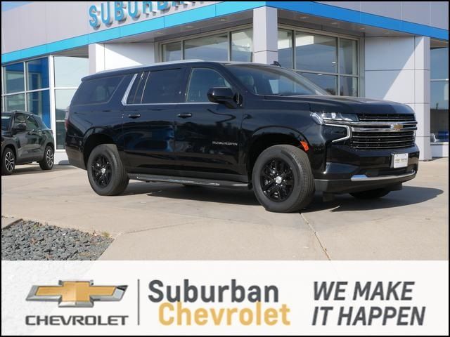 2023 Chevrolet Suburban LT