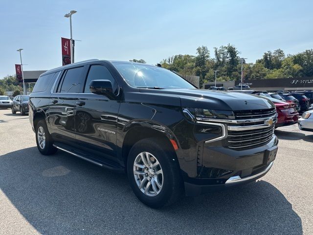 2023 Chevrolet Suburban LT