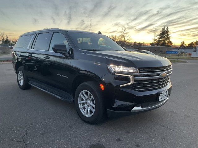 2023 Chevrolet Suburban LT