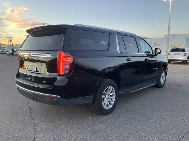 2023 Chevrolet Suburban LT