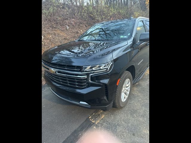 2023 Chevrolet Suburban LT