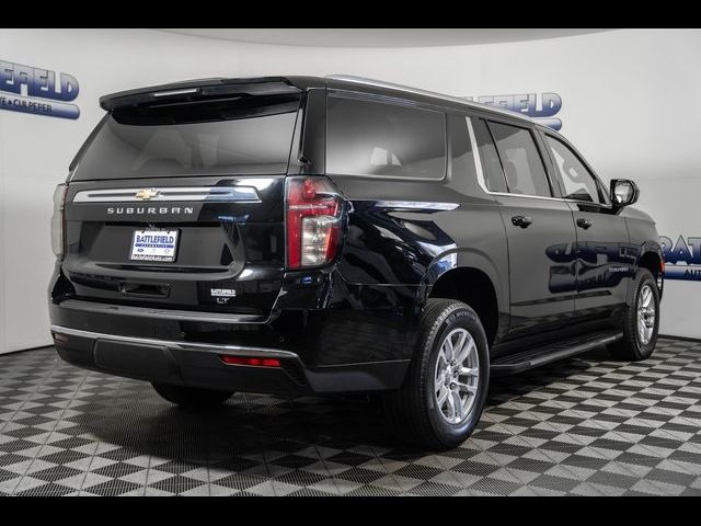 2023 Chevrolet Suburban LT