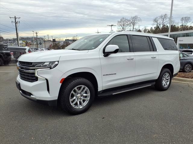 2023 Chevrolet Suburban LT