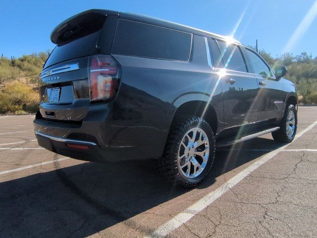 2023 Chevrolet Suburban LT