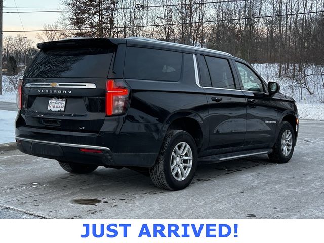 2023 Chevrolet Suburban LT