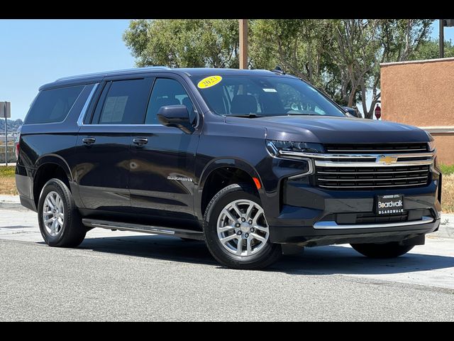 2023 Chevrolet Suburban LT