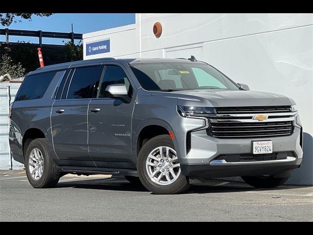 2023 Chevrolet Suburban LT