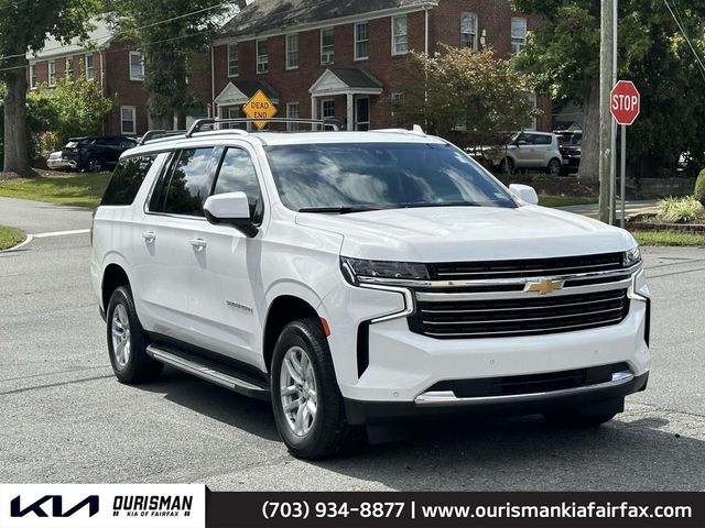 2023 Chevrolet Suburban LT