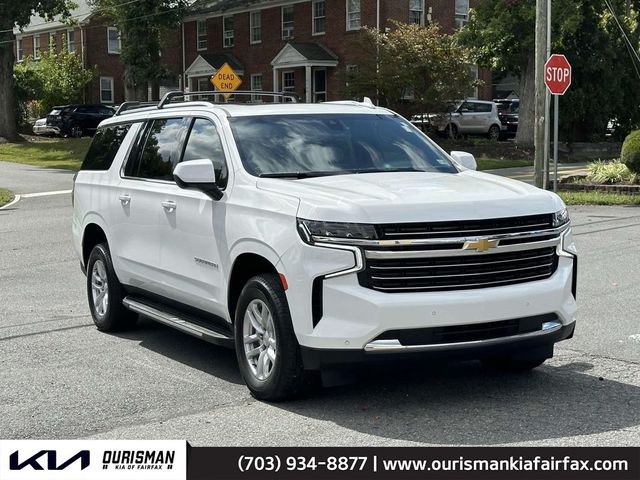 2023 Chevrolet Suburban LT