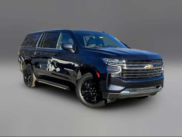 2023 Chevrolet Suburban LT