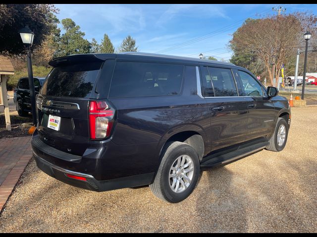 2023 Chevrolet Suburban LT