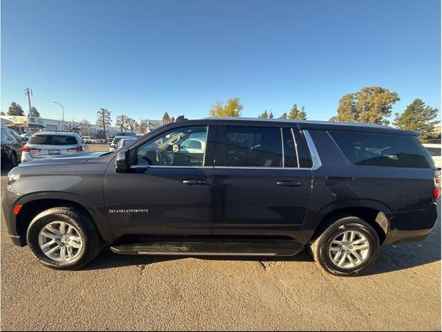 2023 Chevrolet Suburban LT