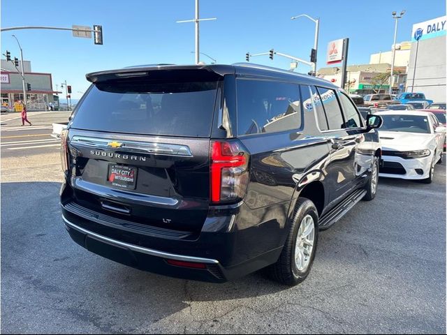 2023 Chevrolet Suburban LT