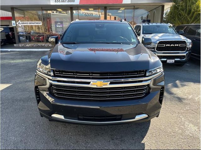 2023 Chevrolet Suburban LT