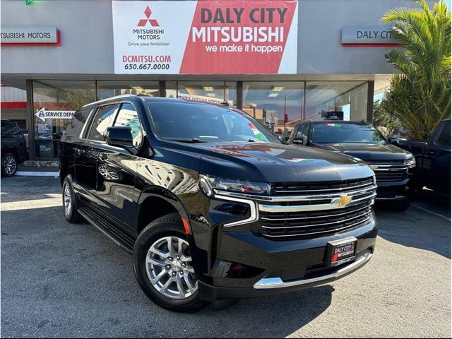 2023 Chevrolet Suburban LT