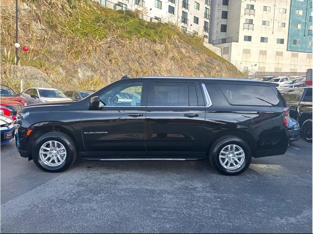 2023 Chevrolet Suburban LT