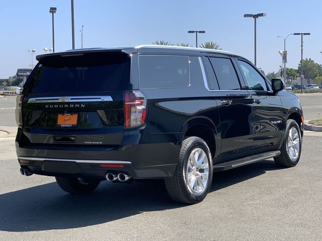 2023 Chevrolet Suburban Premier