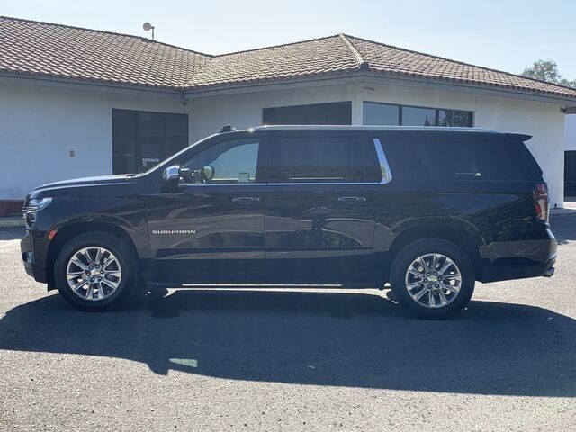 2023 Chevrolet Suburban Premier