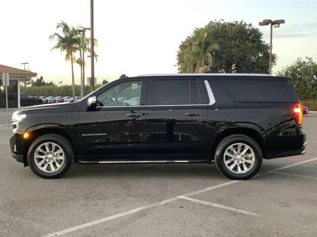 2023 Chevrolet Suburban Premier