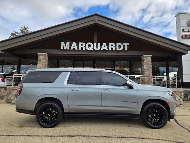 2023 Chevrolet Suburban Premier