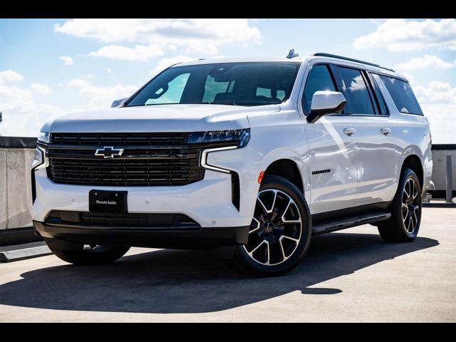 2023 Chevrolet Suburban RST