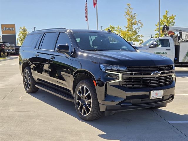 2023 Chevrolet Suburban RST