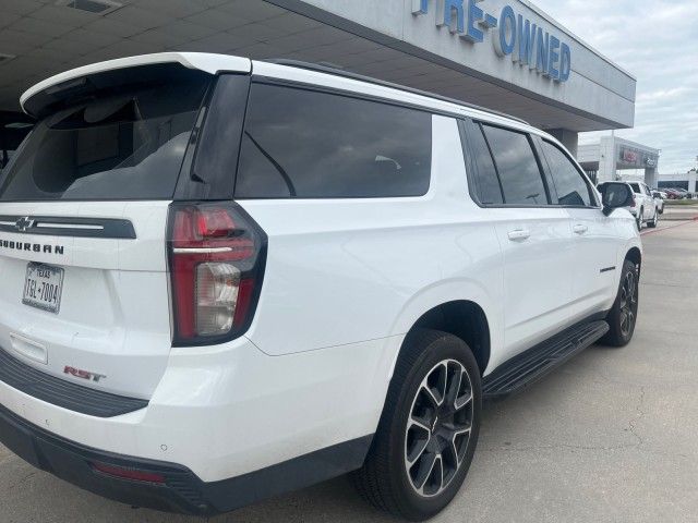 2023 Chevrolet Suburban RST