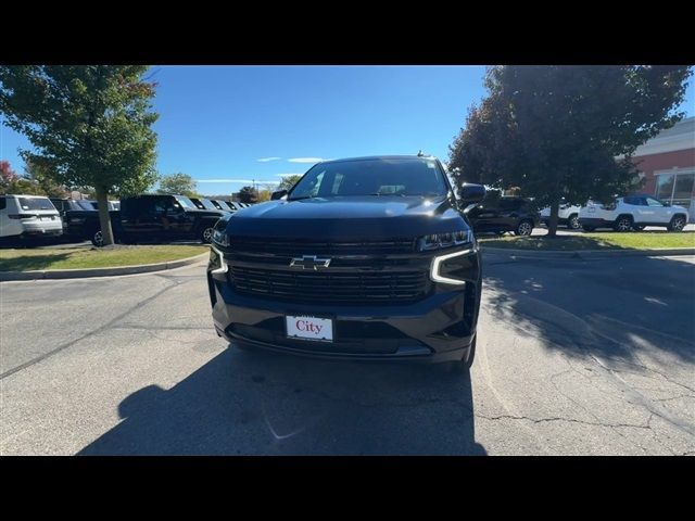 2023 Chevrolet Suburban RST