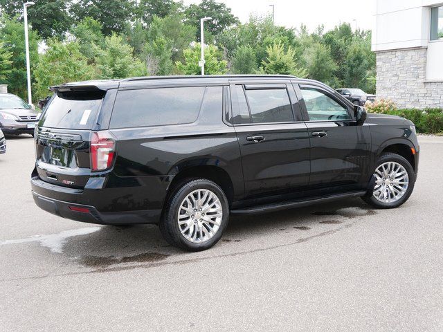 2023 Chevrolet Suburban RST