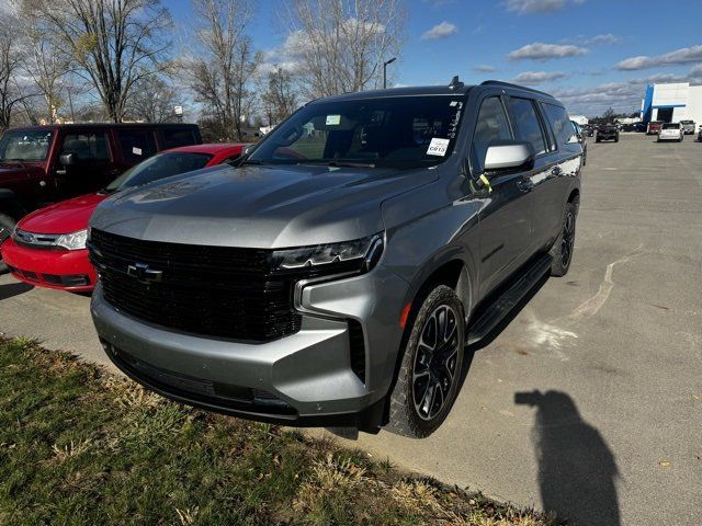 2023 Chevrolet Suburban RST