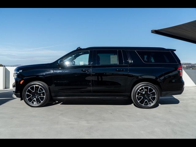 2023 Chevrolet Suburban RST