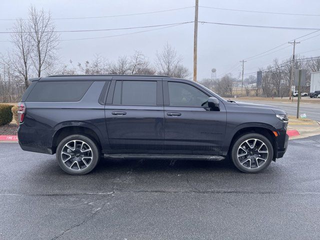 2023 Chevrolet Suburban RST