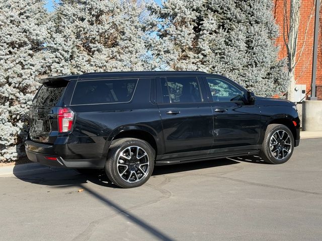 2023 Chevrolet Suburban RST