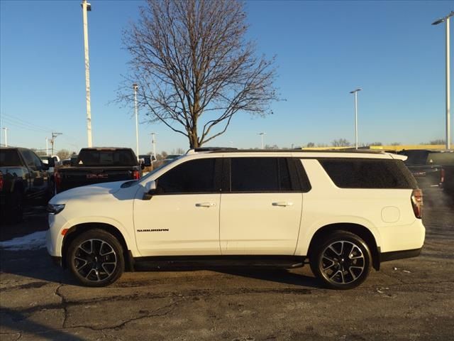 2023 Chevrolet Suburban RST