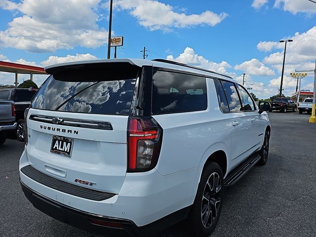 2023 Chevrolet Suburban RST