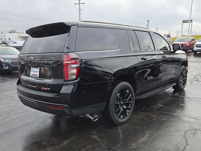 2023 Chevrolet Suburban RST