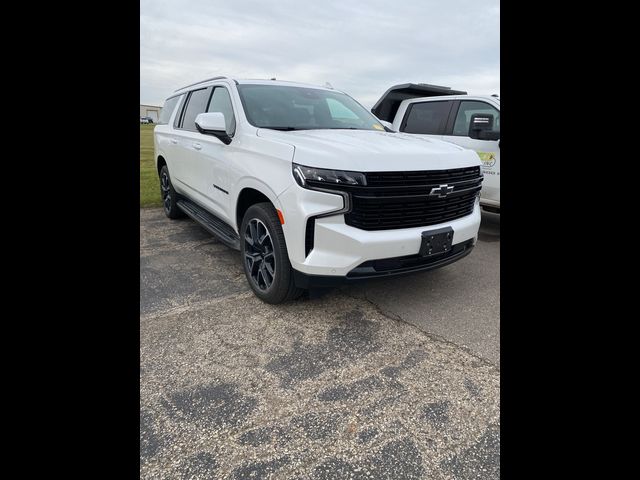 2023 Chevrolet Suburban RST