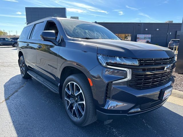 2023 Chevrolet Suburban RST