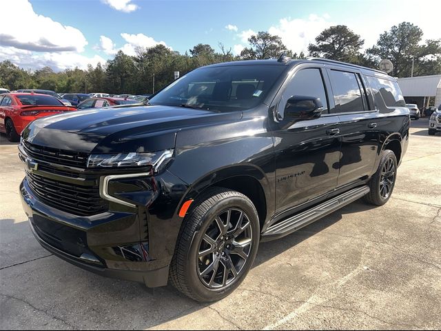 2023 Chevrolet Suburban RST