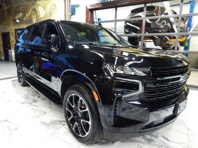 2023 Chevrolet Suburban RST