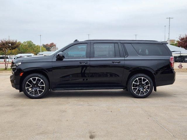 2023 Chevrolet Suburban RST