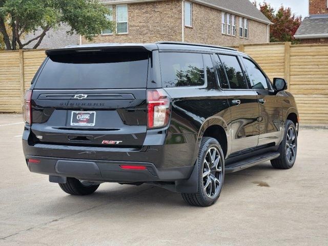 2023 Chevrolet Suburban RST