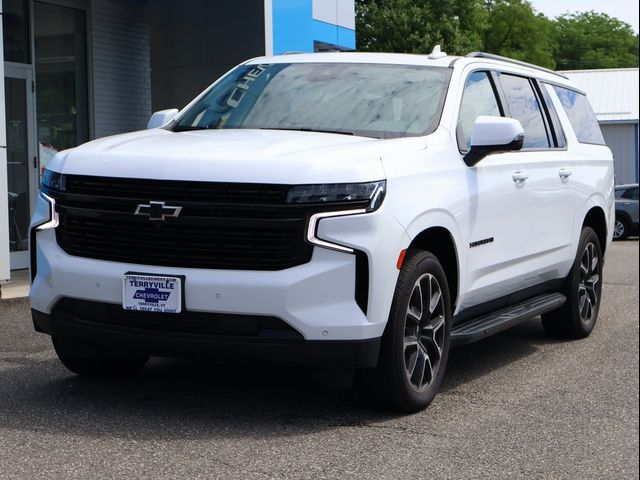 2023 Chevrolet Suburban RST