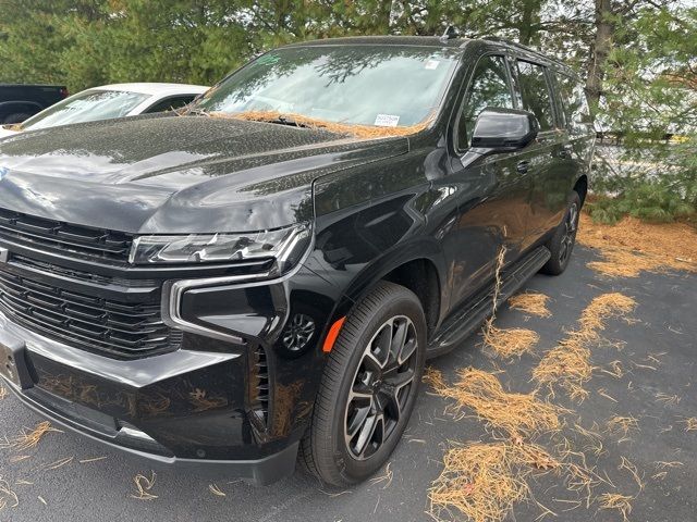 2023 Chevrolet Suburban RST