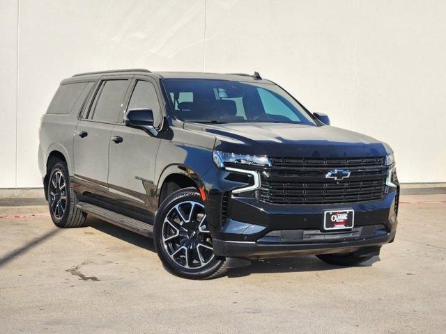 2023 Chevrolet Suburban RST