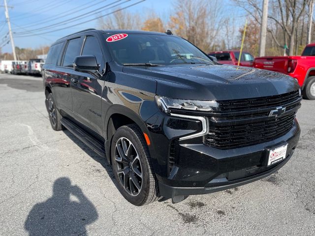 2023 Chevrolet Suburban RST